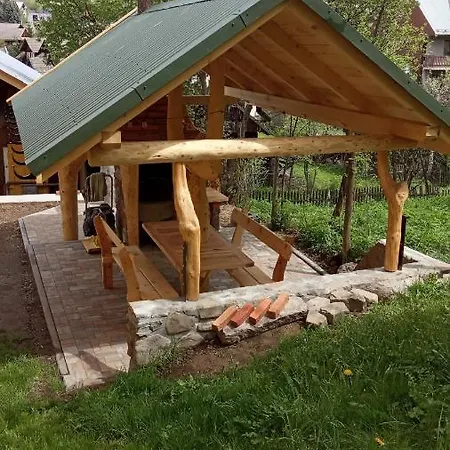 Ubytování v soukromí U Adama Grajoka *